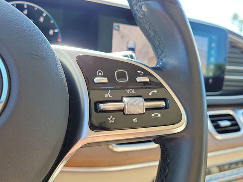 Certified 2022 Mercedes-Benz GLE 350 image 32