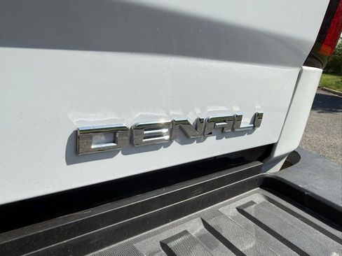 Used 2019 GMC Sierra 2500 Denali w/ Duramax Plus Package AWD/4WD image 6