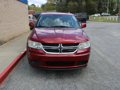 Used 2011 Dodge Journey Mainstreet image 2