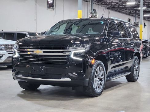 Used 2024 Chevrolet Tahoe LT w/ LT Signature Plus Package image 4