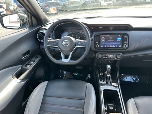 Certified 2021 Nissan Kicks SR w/ SR Premium Package image 23