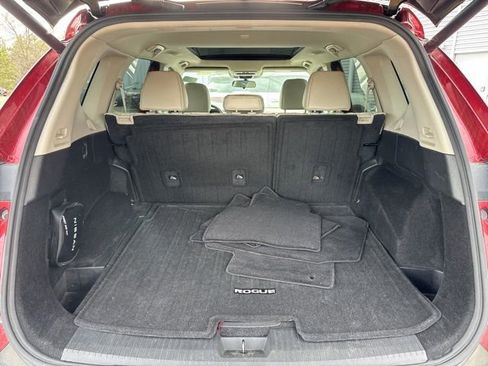 Used 2022 Nissan Rogue SV w/ SV Premium Package image 12