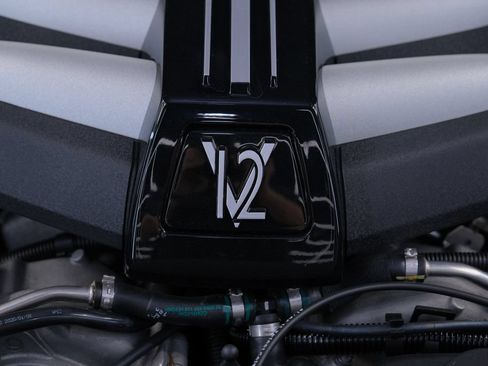 Used 2020 Rolls-Royce Wraith RWD image 56
