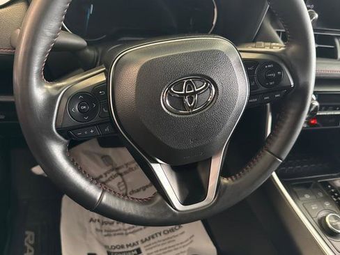 Certified 2023 Toyota RAV4 SE image 3