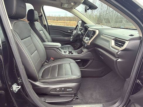 Used 2022 GMC Acadia Denali AWD/4WD image 19