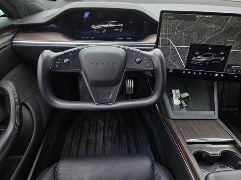 Used 2022 Tesla Model S AWD/4WD image 14