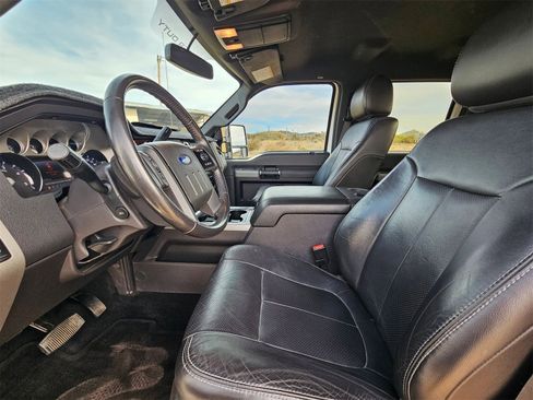 Used 2012 Ford F350 Lariat w/ Chrome Pkg image 10