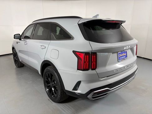 Used 2022 Kia Sorento SX image 6