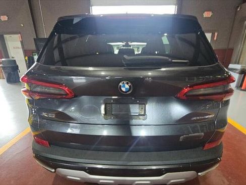 Used 2019 BMW X5 xDrive40i w/ Luxury Seating Package AWD/4WD image 8