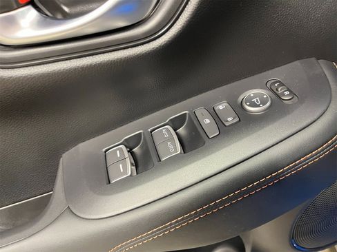 New 2026 Honda HR-V Sport image 14