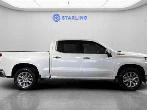 Used 2021 Chevrolet Silverado 1500 LTZ w/ LTZ Premium Package image 22