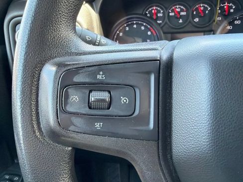 Used 2020 Chevrolet Silverado 1500 Custom Trail Boss w/ Custom Convenience Package AWD/4WD image 17