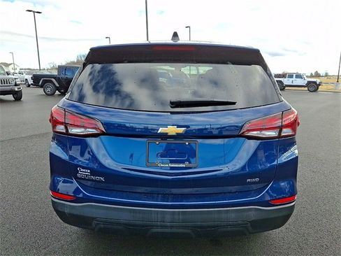 Used 2023 Chevrolet Equinox LS w/ LS Convenience Package image 9