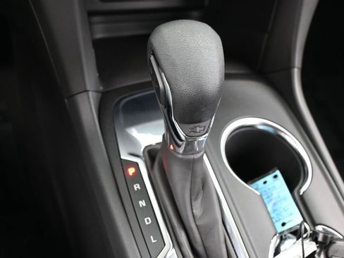 Used 2023 Chevrolet Equinox LS w/ Sport Edition image 19