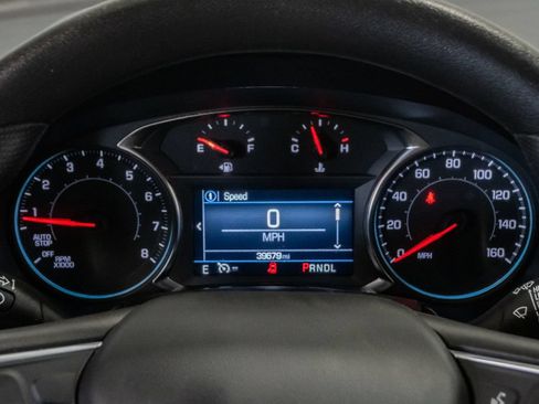 Used 2023 Chevrolet Equinox LS w/ LS Convenience Package FWD image 13