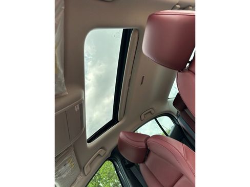 Certified 2025 MAZDA MAZDA3 s image 24