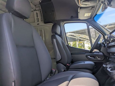 New 2026 Mercedes-Benz Sprinter 2500 image 7