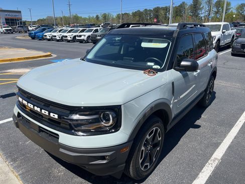 Used 2024 Ford Bronco Sport Outer Banks w/ Tech Package image 1