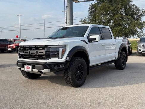 Used 2025 Ford F150 Raptor AWD/4WD image 7