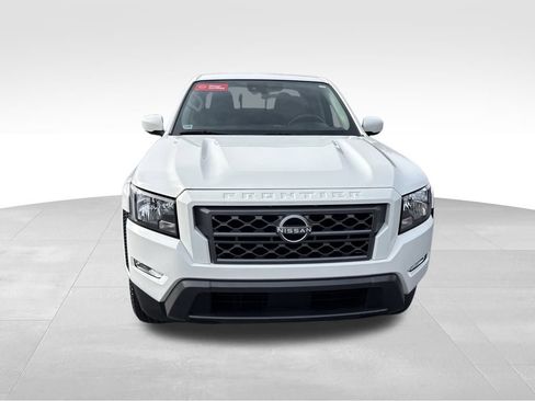 Used 2024 Nissan Frontier SV w/ SV Convenience Package image 9