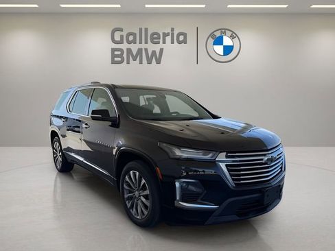 Used 2023 Chevrolet Traverse Premier AWD/4WD image 4