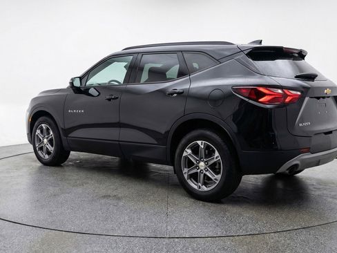Used 2025 Chevrolet Blazer LT FWD image 5