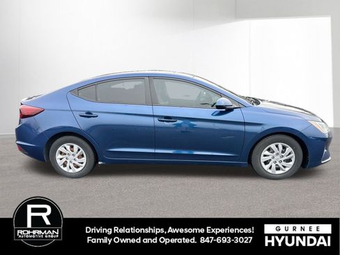 Used 2019 Hyundai Elantra SE image 10
