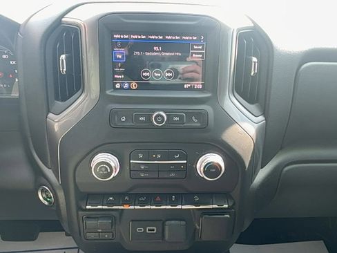 Used 2023 GMC Sierra 1500 Pro w/ Pro Value Package AWD/4WD image 21