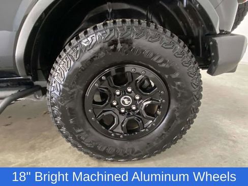 Used 2021 Ford Bronco Wildtrak image 8