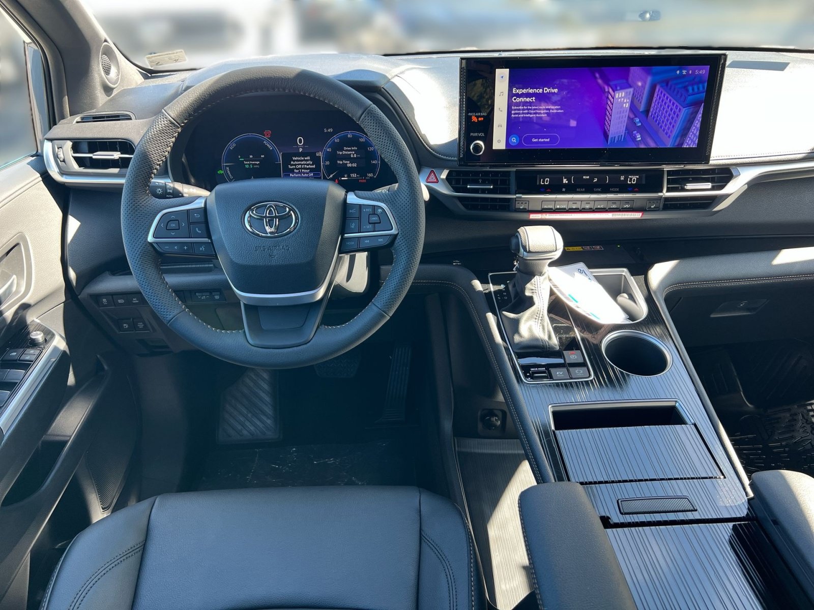 New 2026 Toyota Sienna XLE Woodland Edition AWD/4WD image 18