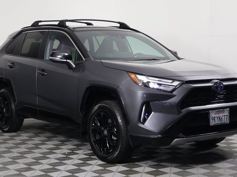 Used 2024 Toyota RAV4 XSE w/ Advanced Technology Package AWD/4WD image 3
