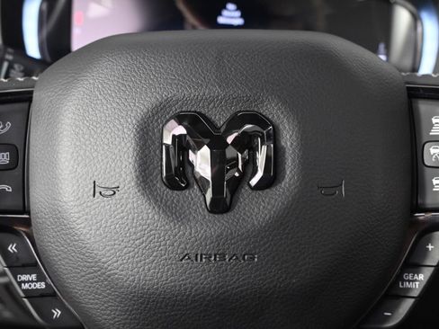 Used 2025 RAM 1500 Limited w/ Off Road Group AWD/4WD image 34