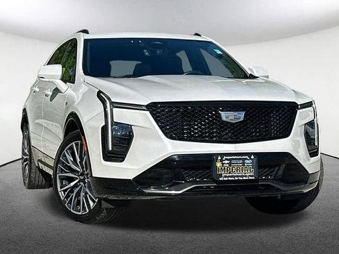 Used 2024 Cadillac XT4 Sport AWD/4WD image 2
