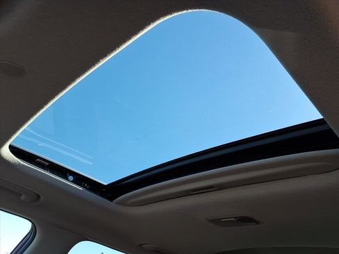 New 2026 Hyundai Venue SEL image 6