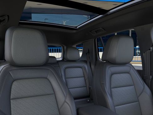 New 2026 Chevrolet Equinox LT w/ Convenience Package II image 24