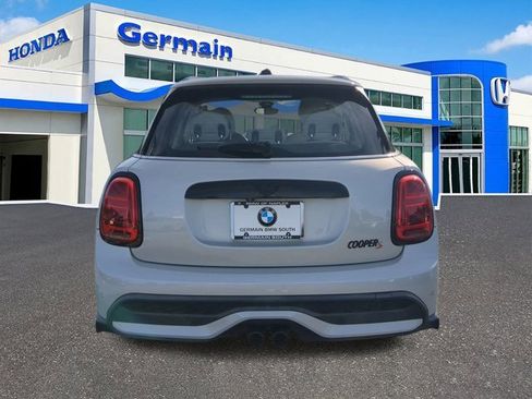 Used 2022 MINI Cooper S w/ Driver Assistance Package image 6