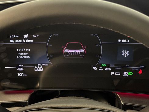 New 2025 Audi Q6 e-tron Premium Plus image 23