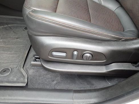 Used 2023 Chevrolet Traverse High Country w/ LPO, Floor Liner Package image 4