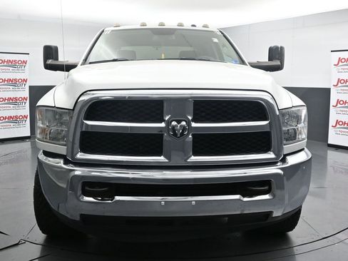 Used 2016 RAM 2500 Tradesman w/ Chrome Appearance Group image 3