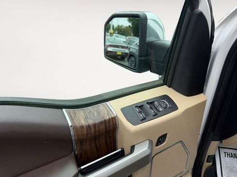 Used 2019 Ford F150 Lariat AWD/4WD image 6