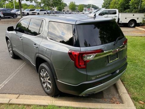Used 2022 GMC Acadia SLE FWD image 31