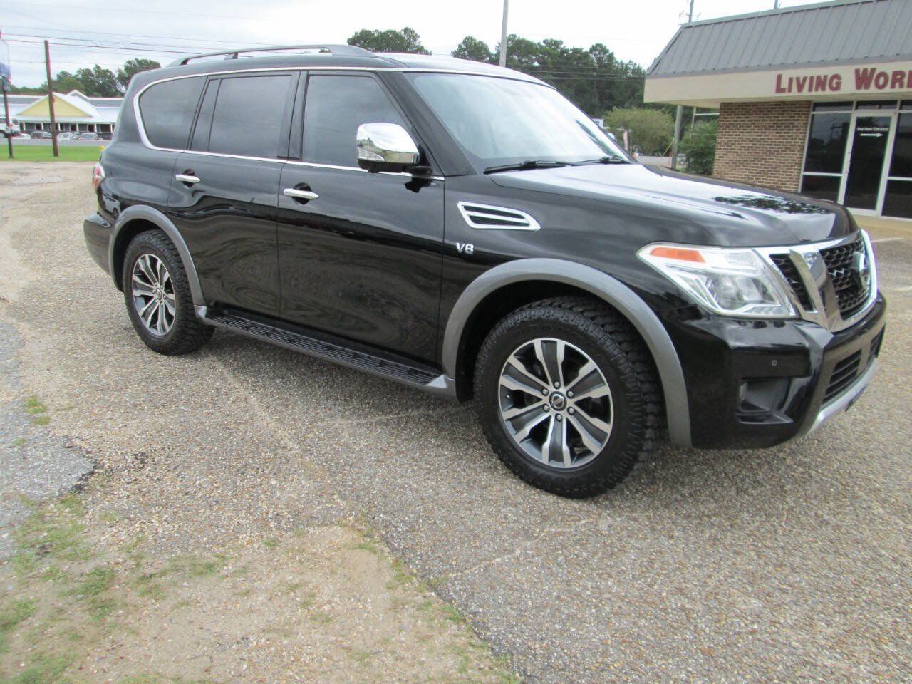 Used 2018 Nissan Armada SL w/ Moonroof Package AWD/4WD image 18