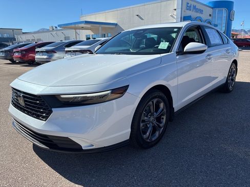 Used 2023 Honda Accord EX image 1