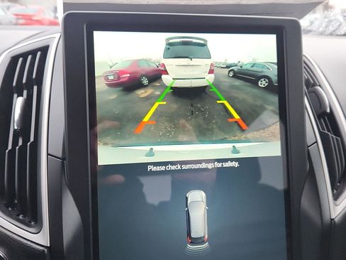 Used 2024 Ford Edge SEL image 16