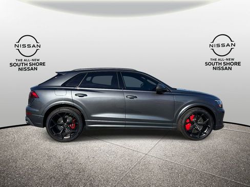 Used 2025 Audi RS Q8 performance image 4