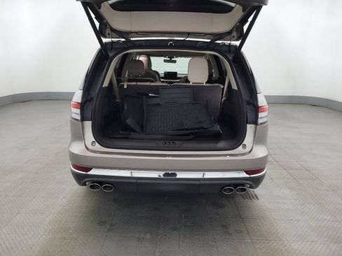 Used 2020 Lincoln Aviator Reserve w/ Equipment Group 202A AWD/4WD image 29