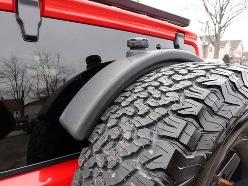 Used 2021 Jeep Wrangler Unlimited Rubicon AWD/4WD image 37