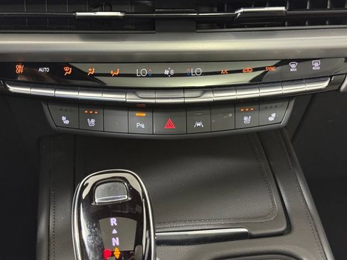 Used 2024 Cadillac XT4 Sport AWD/4WD image 15