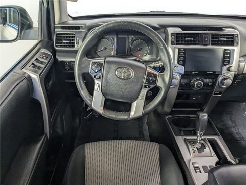 Certified 2022 Toyota 4Runner SR5 image 33