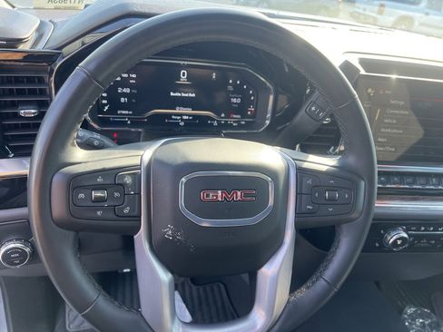 Used 2024 GMC Sierra 1500 Elevation image 16